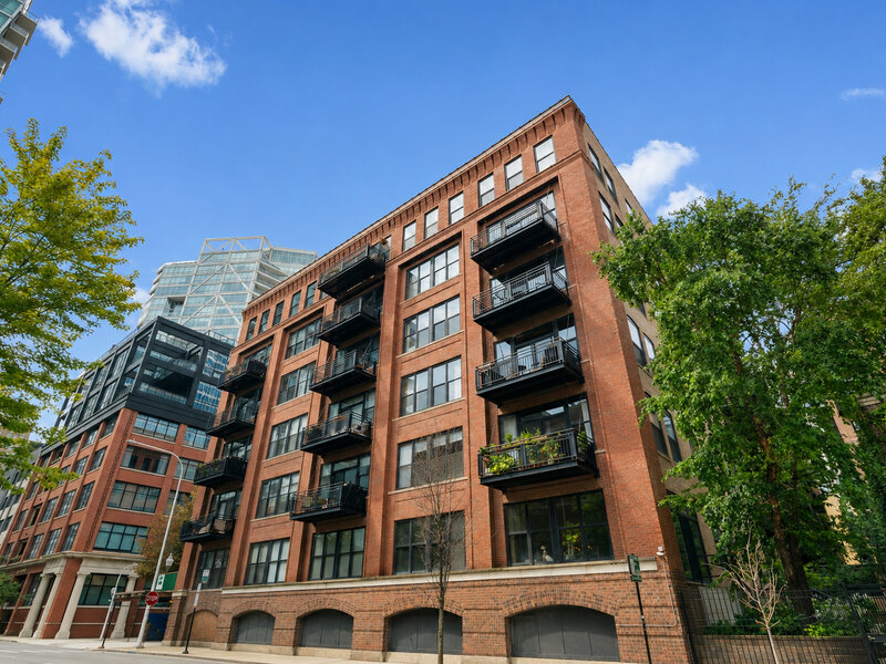 520 W Huron Street Chicago IL 60654