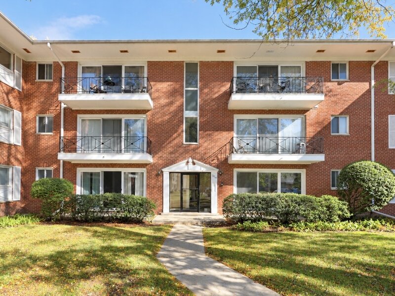 10115 Old Orchard Court Skokie IL 60076