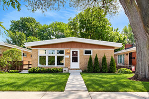 Photo of 9039 Niles Center Road Skokie IL 60076