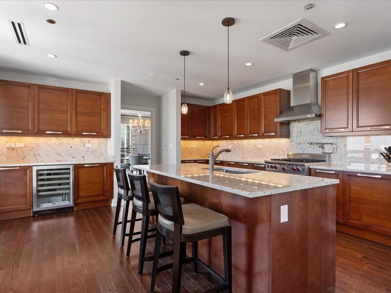 11 E Walton Street Chicago IL 60611