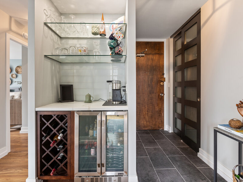 70 W Burton Place Chicago IL 60610