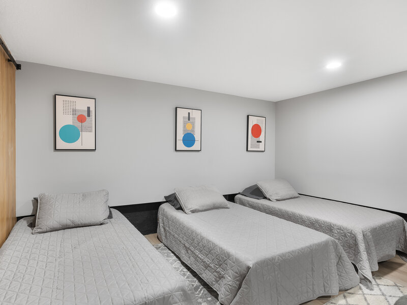 1309 Elmore Avenue Bettendorf IA 52722