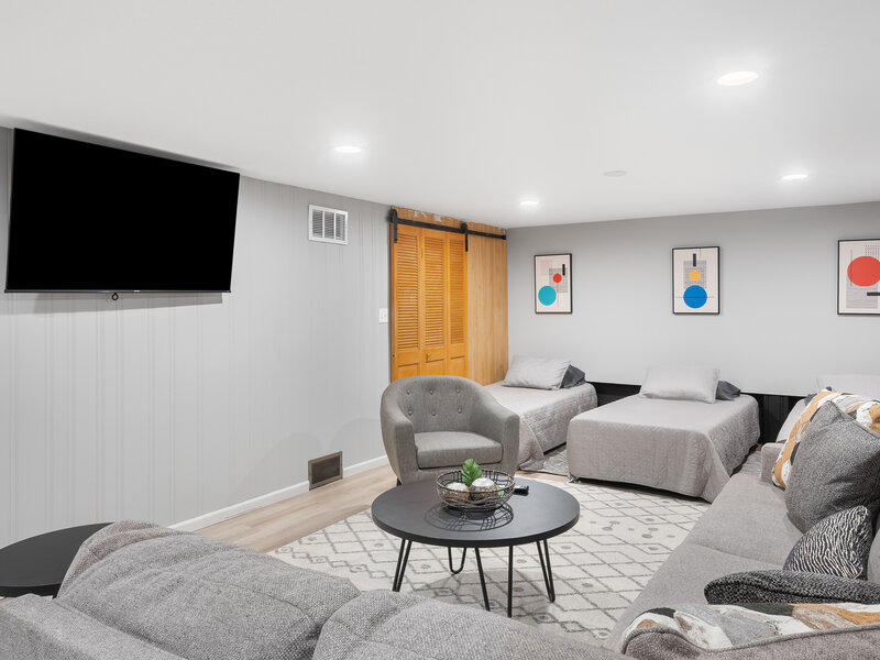 1309 Elmore Avenue Bettendorf IA 52722