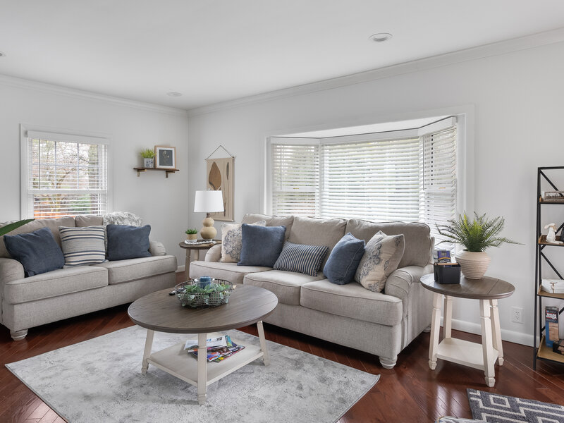 1309 Elmore Avenue Bettendorf IA 52722