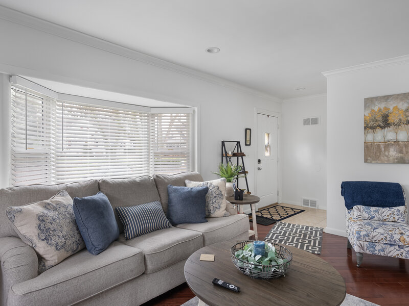 1309 Elmore Avenue Bettendorf IA 52722