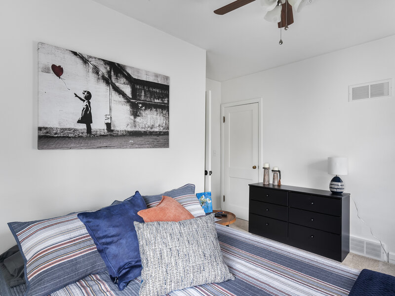 1309 Elmore Avenue Bettendorf IA 52722