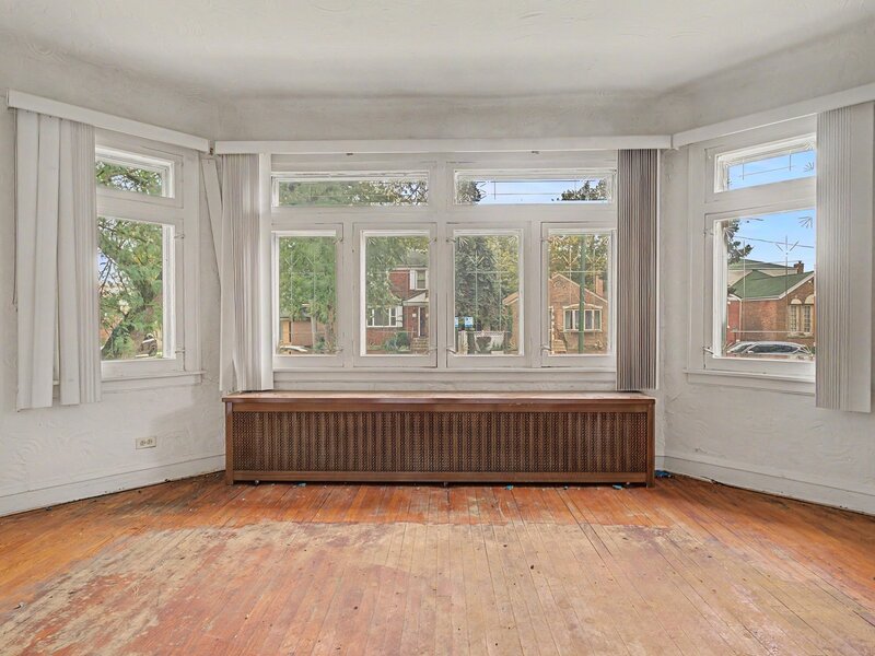 8345 S Perry Avenue Chicago IL 60619