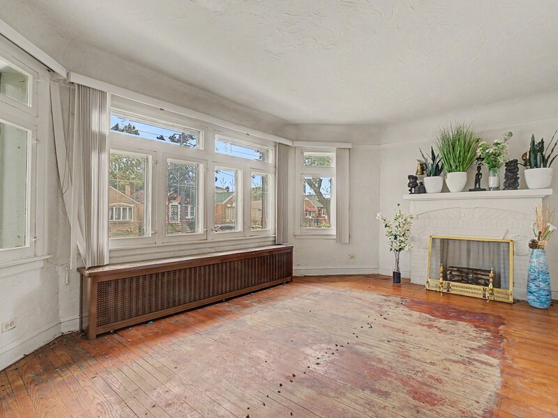 8345 S Perry Avenue Chicago IL 60619