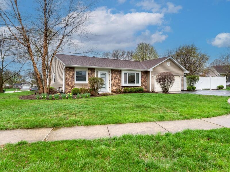 935 Pioneer Court Roselle IL 60172