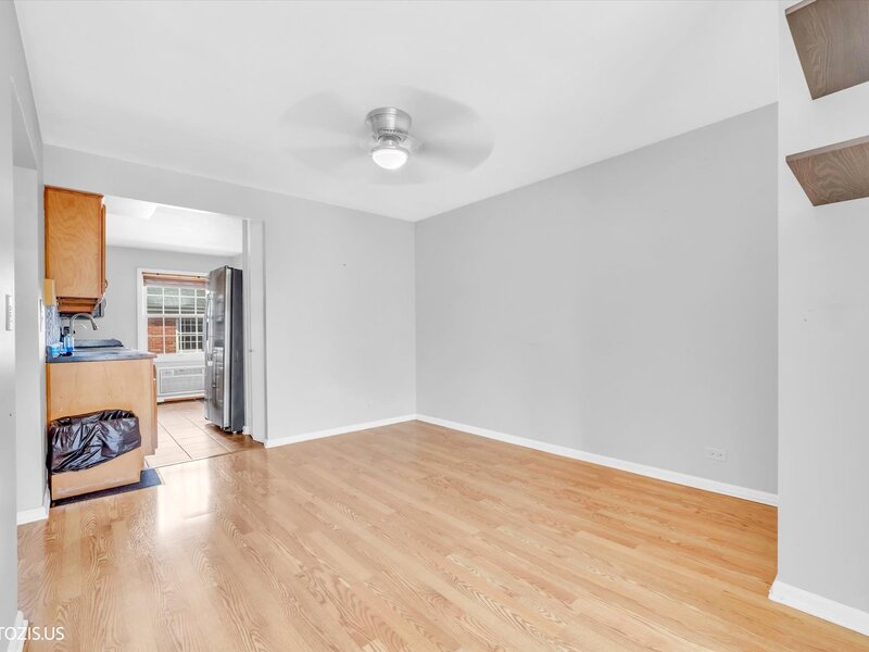 1450 Plymouth Place Glenview IL 60025