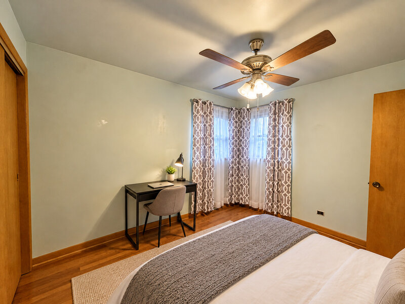 10912 S Longwood Drive Chicago IL 60643