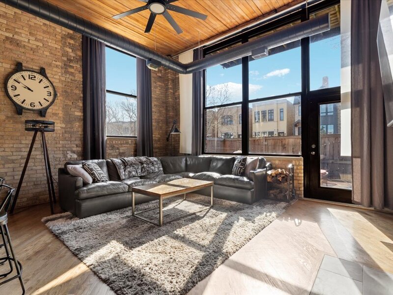 2654 W Medill Avenue Chicago IL 60647