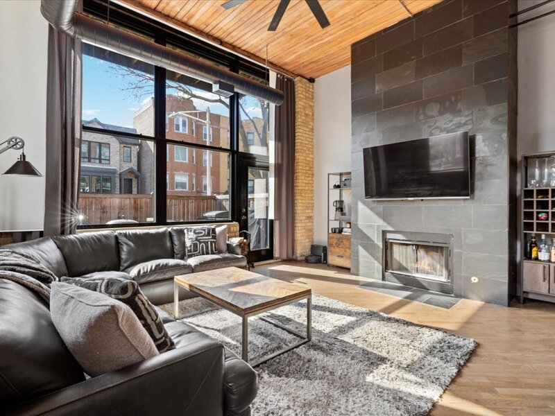 2654 W Medill Avenue Chicago IL 60647