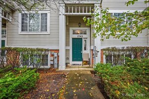Photo of 1743 Avalon Court Glendale Heights IL 60139