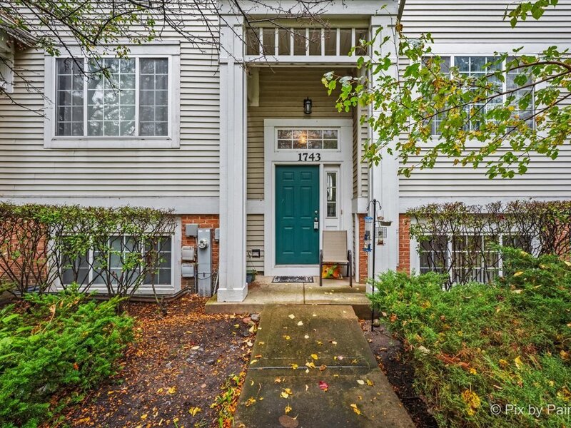 1743 Avalon Court Glendale Heights IL 60139