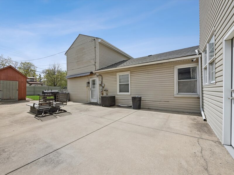 117 Sunrise Avenue Willowbrook IL 60527