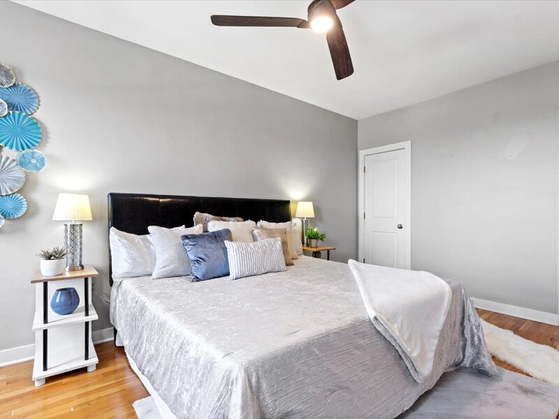 2000 N Lincoln Park West Chicago IL 60614