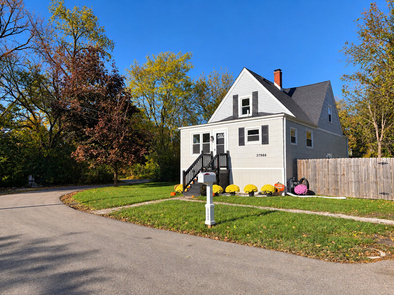 37966 N Nora Place Spring Grove IL 60081