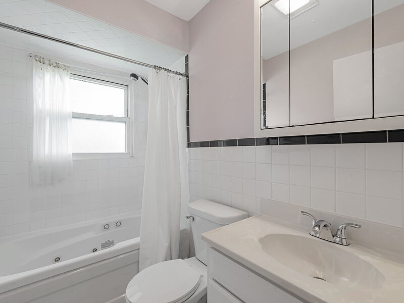 146 Millbrook Lane Wilmette IL 60091