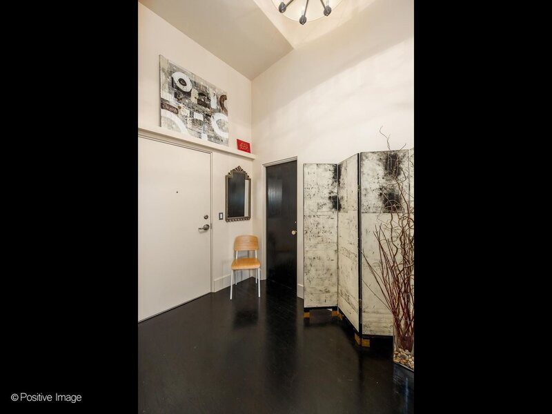 758 N Larrabee Street Chicago IL 60654