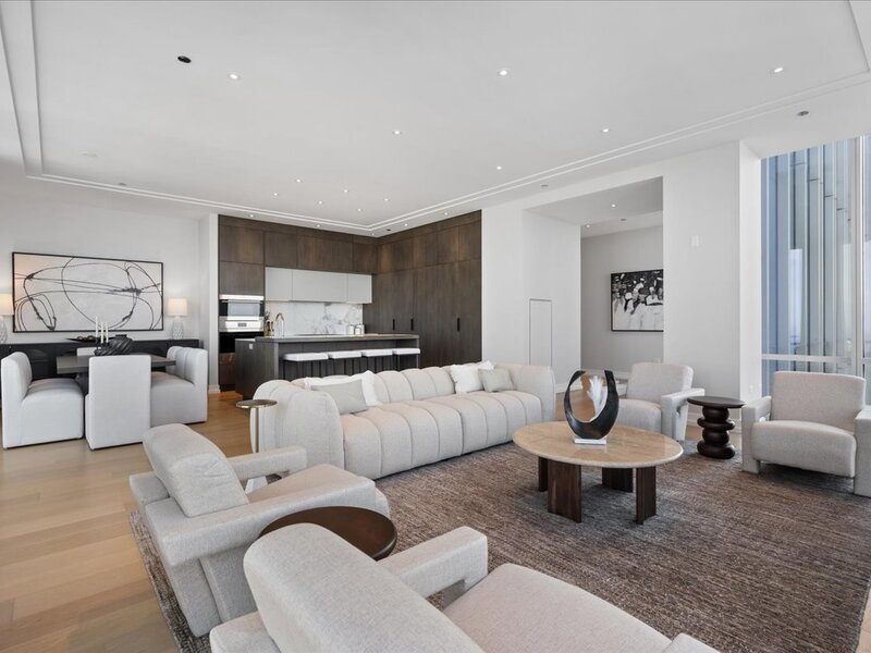 14 W Superior Street Chicago IL 60654