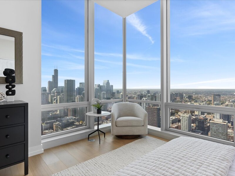 14 W Superior Street Chicago IL 60654