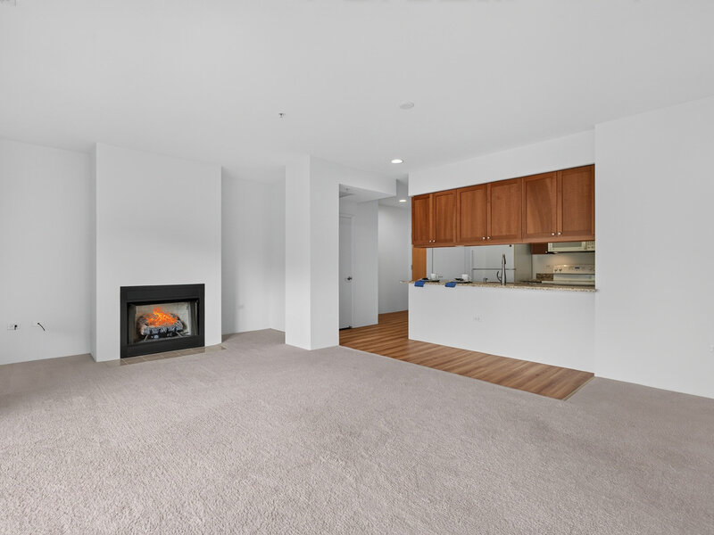 1572 Maple Avenue Evanston IL 60201