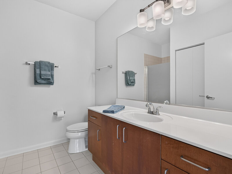 1572 Maple Avenue Evanston IL 60201