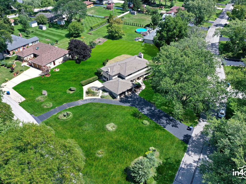 124 E Monterey Avenue Schaumburg IL 60193