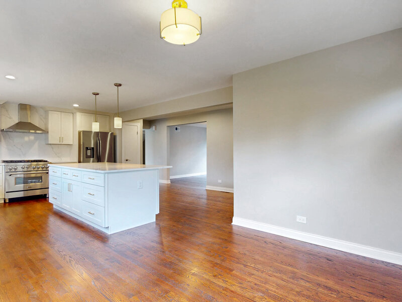 124 E Monterey Avenue Schaumburg IL 60193