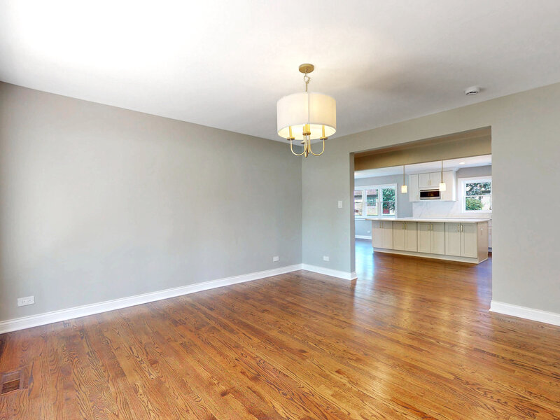 124 E Monterey Avenue Schaumburg IL 60193