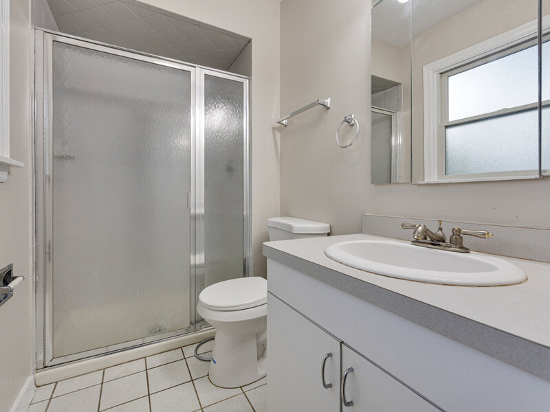 2206 W Lawrence Lane Mount Prospect IL 60056