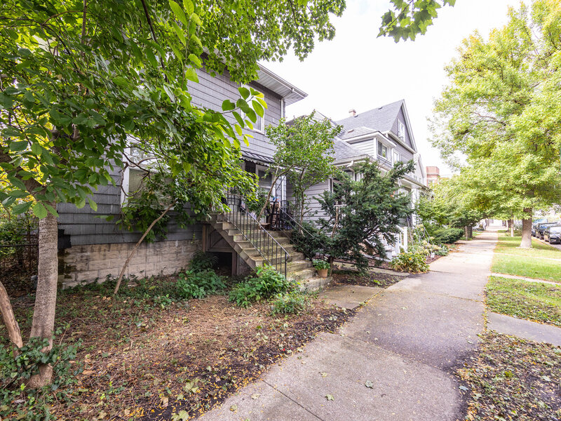 4726 N Maplewood Avenue Chicago IL 60625