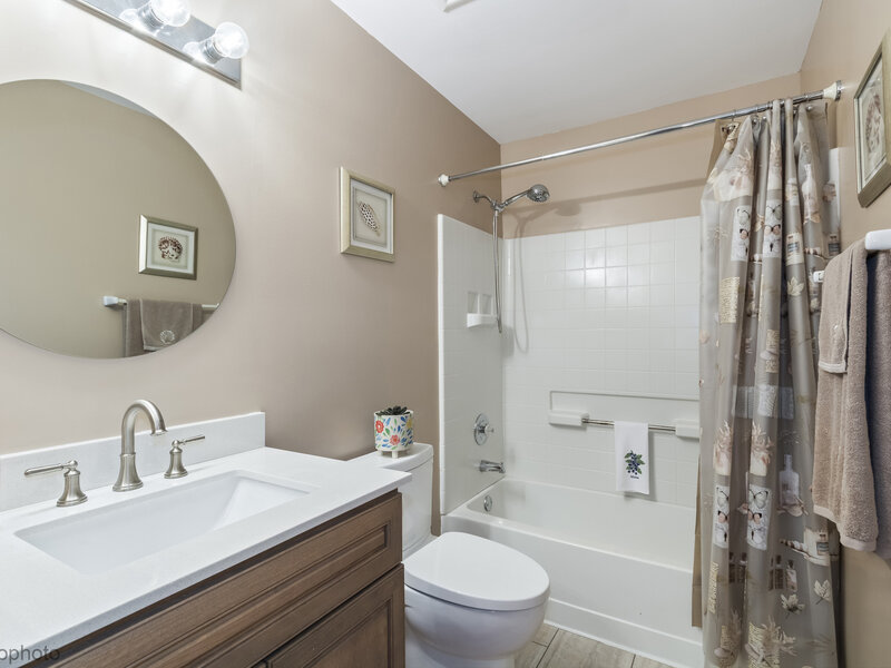 190 Lucerne Court Wheeling IL 60090