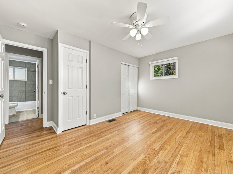 502 S 3rd Street West Dundee IL 60118