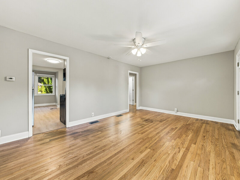 502 S 3rd Street West Dundee IL 60118