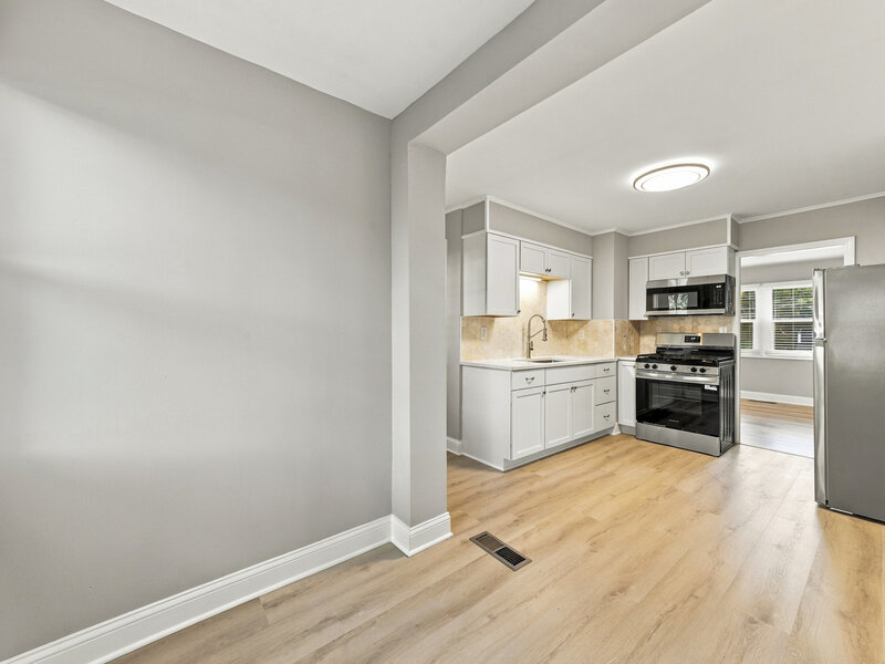 502 S 3rd Street West Dundee IL 60118