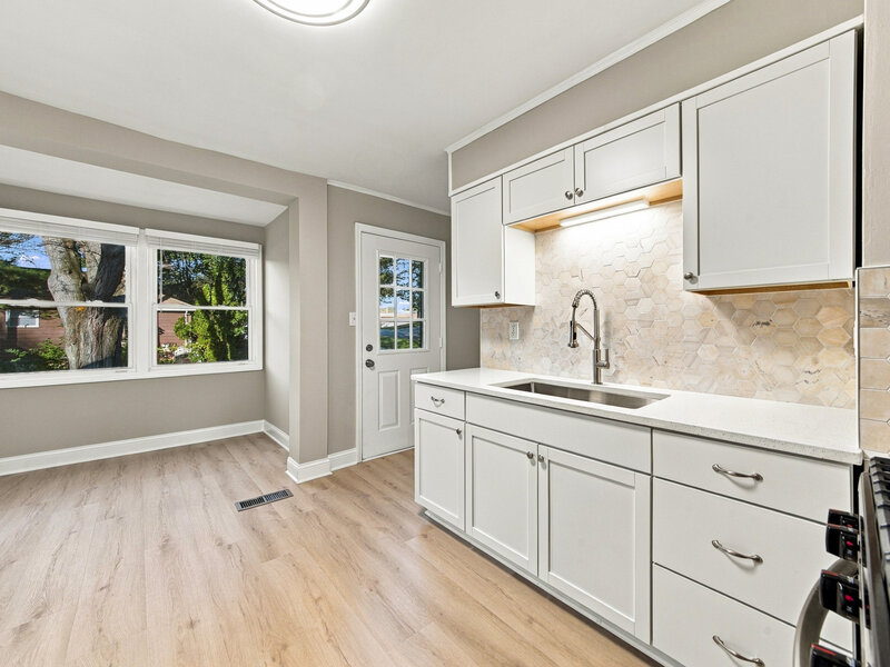 502 S 3rd Street West Dundee IL 60118