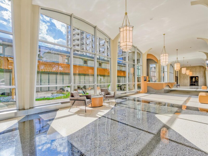 4250 N Marine Drive Chicago IL 60613
