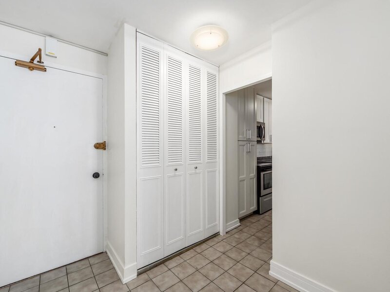 4250 N Marine Drive Chicago IL 60613