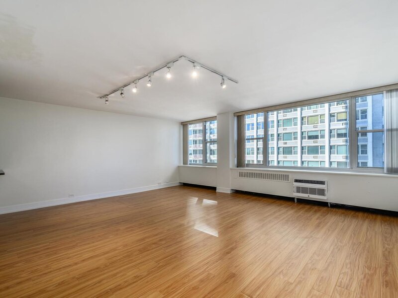 4250 N Marine Drive Chicago IL 60613