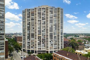Photo of 3930 N Pine Grove Avenue Chicago IL 60613 Unit 1610