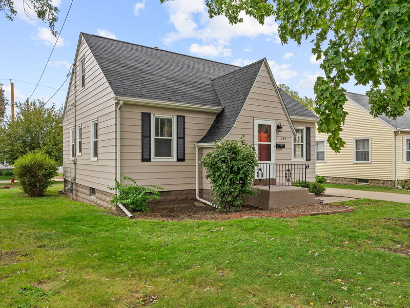 342 W 29th Street Davenport IA 52803
