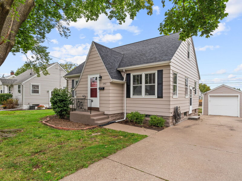 342 W 29th Street Davenport IA 52803