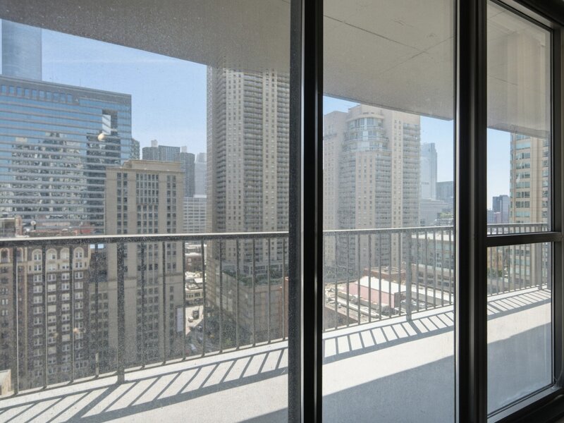 10 E Ontario Street Chicago IL 60611