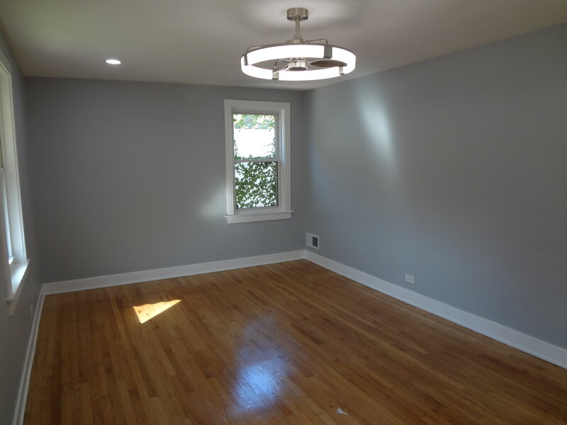 8811 S Constance Avenue Chicago IL 60617