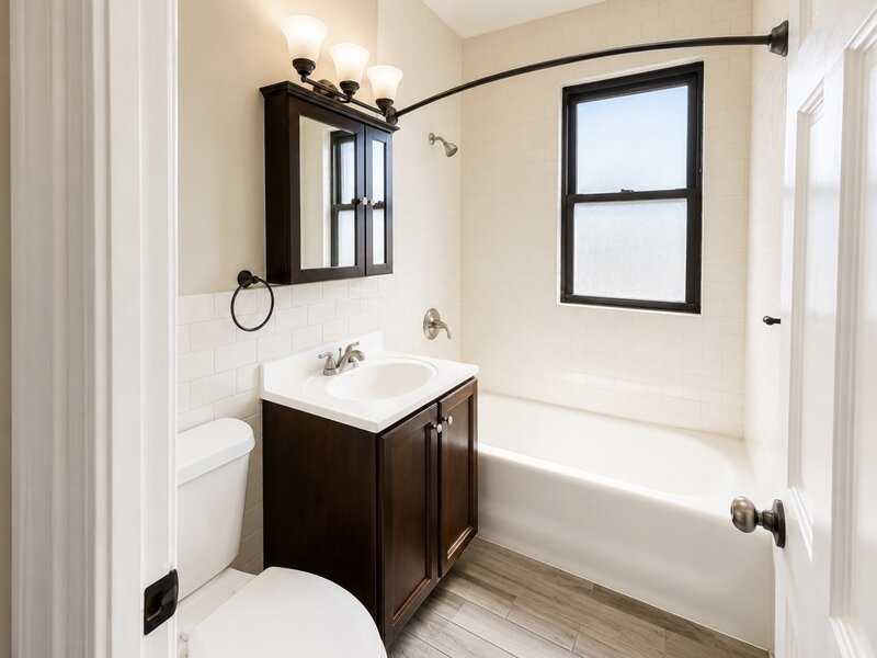 5653 N Spaulding Avenue Chicago IL 60659