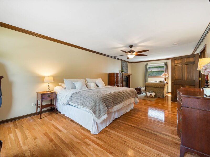 1628 Trent Avenue Naperville IL 60563