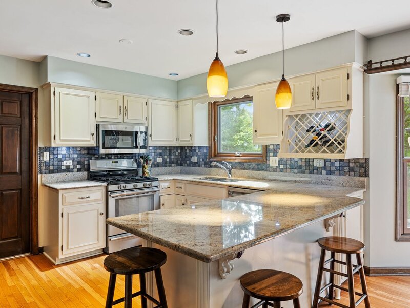 1628 Trent Avenue Naperville IL 60563