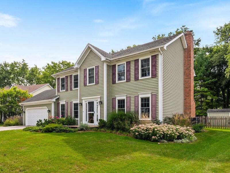1628 Trent Avenue Naperville IL 60563